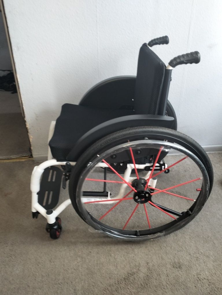 Wózek inwalidzki Cruiser Liber (nowy)