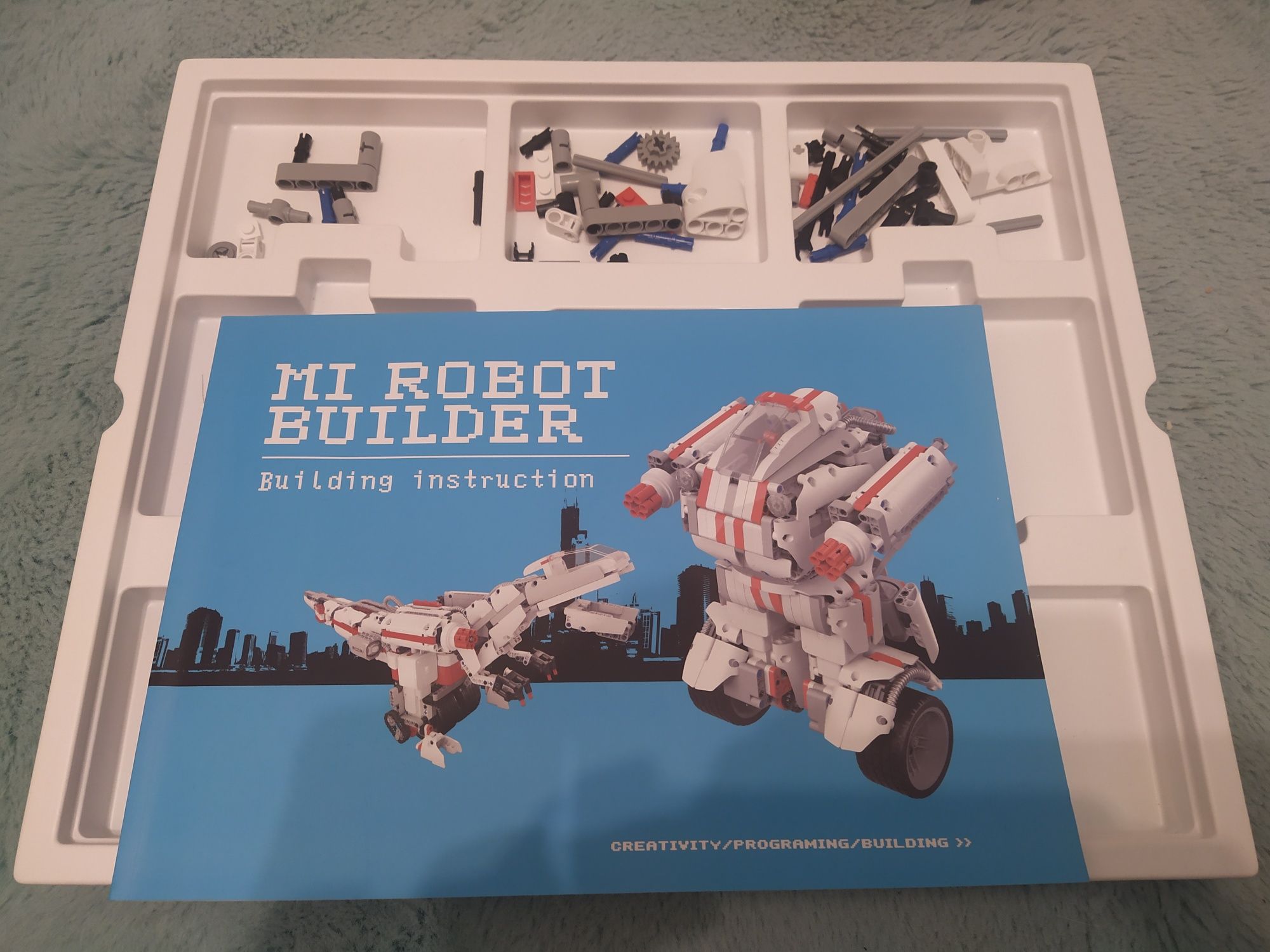 Xiaomi Mi Robot Builder