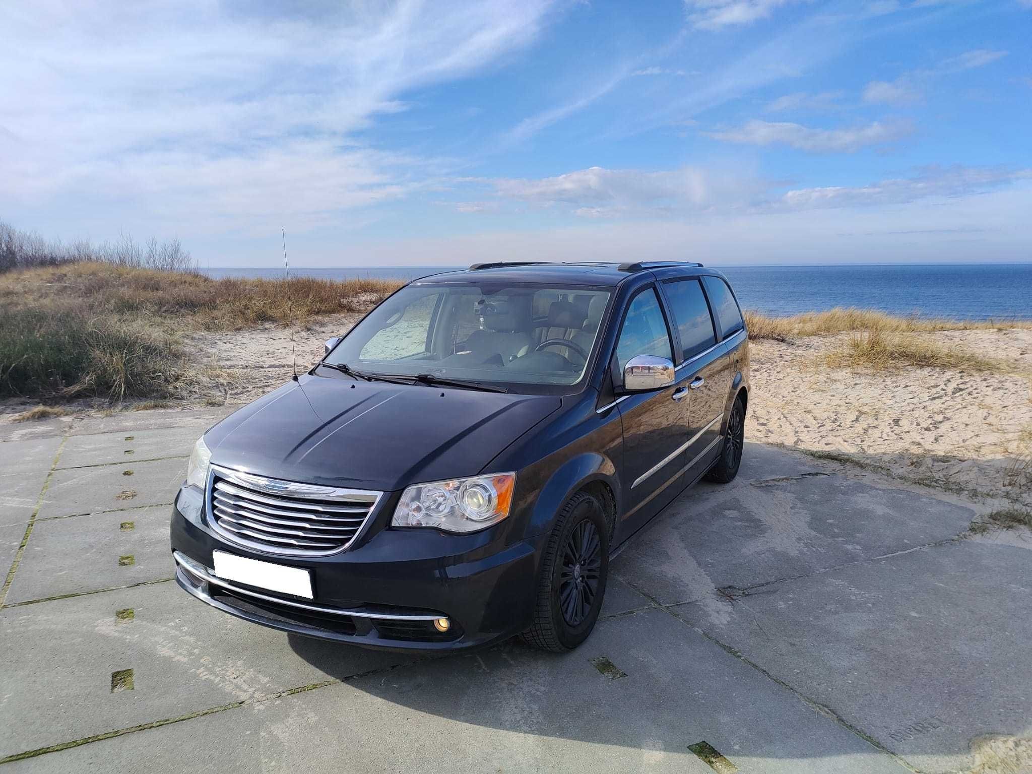 2013 Chrysler Town & Country Limited max wersja jasne skóry