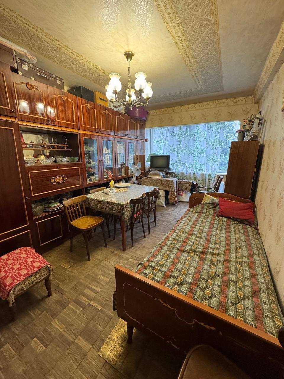 Квартира 2 кімнати в Києві на Шолом Алейхема загальна площа 49,5 кв.м.