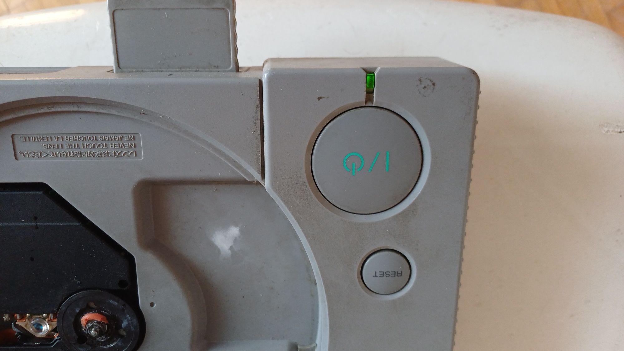 Sprzedam PlayStation.
