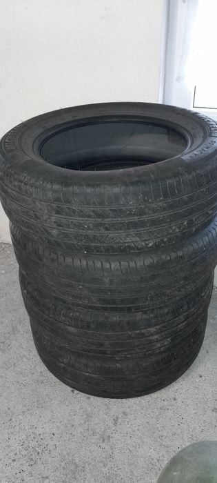 Opony Michelin  215x65R17