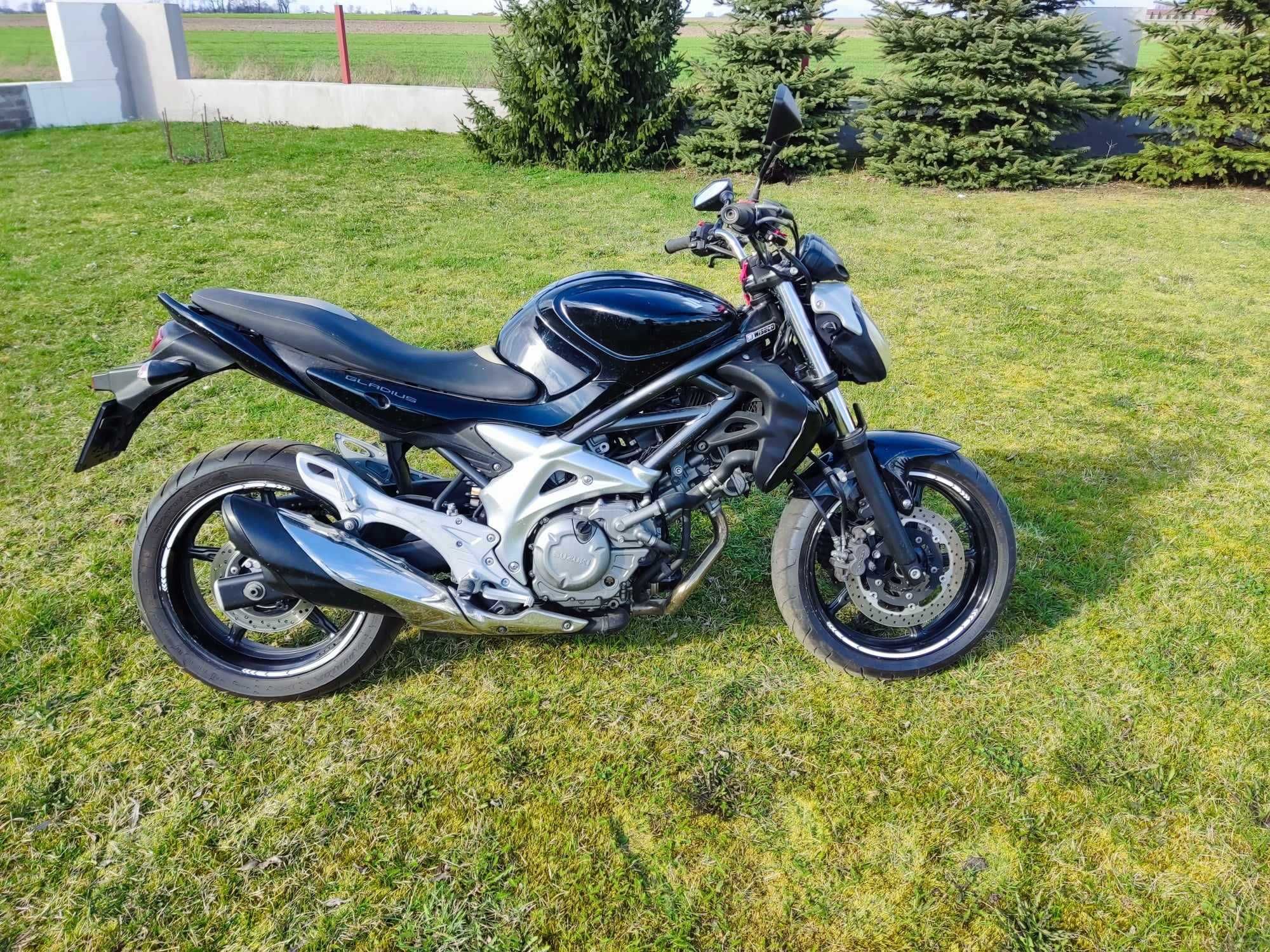 Suzuki gladius 2010r