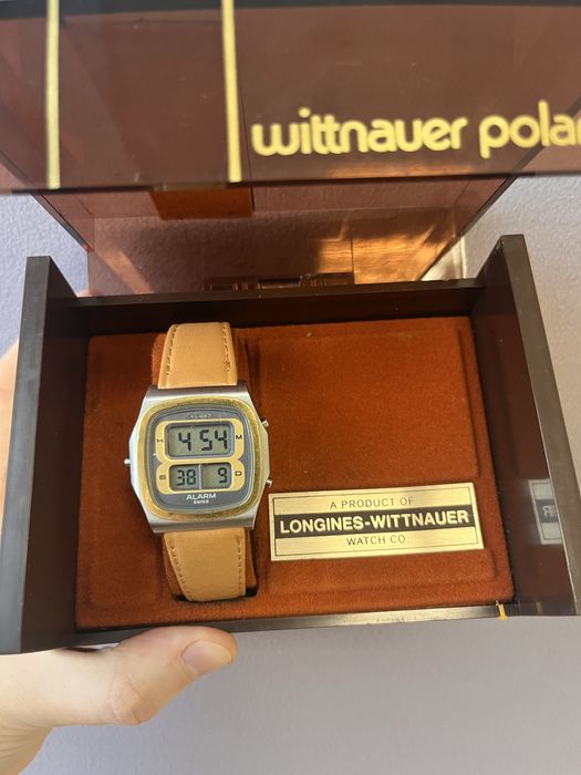 годинник Longines LCD ранній випуск(70-ті)