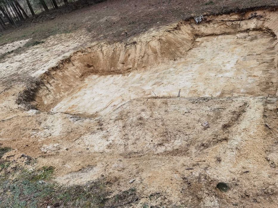 Piach żółty, ziemia ogrodowa