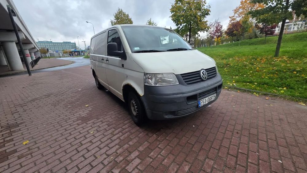 Volkswagen T 5  Sprawny  zarejestrowany z klimatyzacją