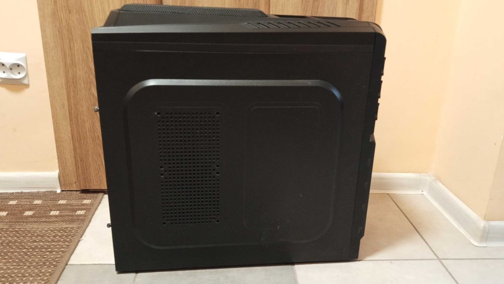 Komputer stacjonarny i5-4460, GTX 960, 16 GB RAM