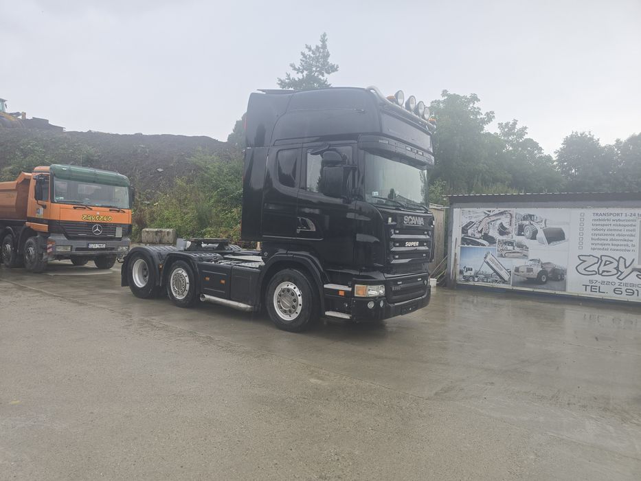 Scania v8  6x2 560km  hydraulika