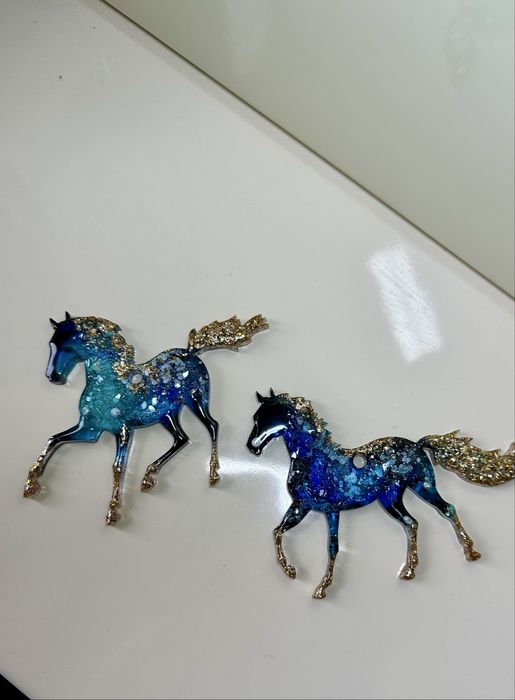 Іграшки на ялинку, ялинкові прикраси, іграшка коник