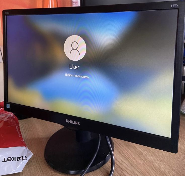 Продам монітор Philips 18.5” LED у гарному стані