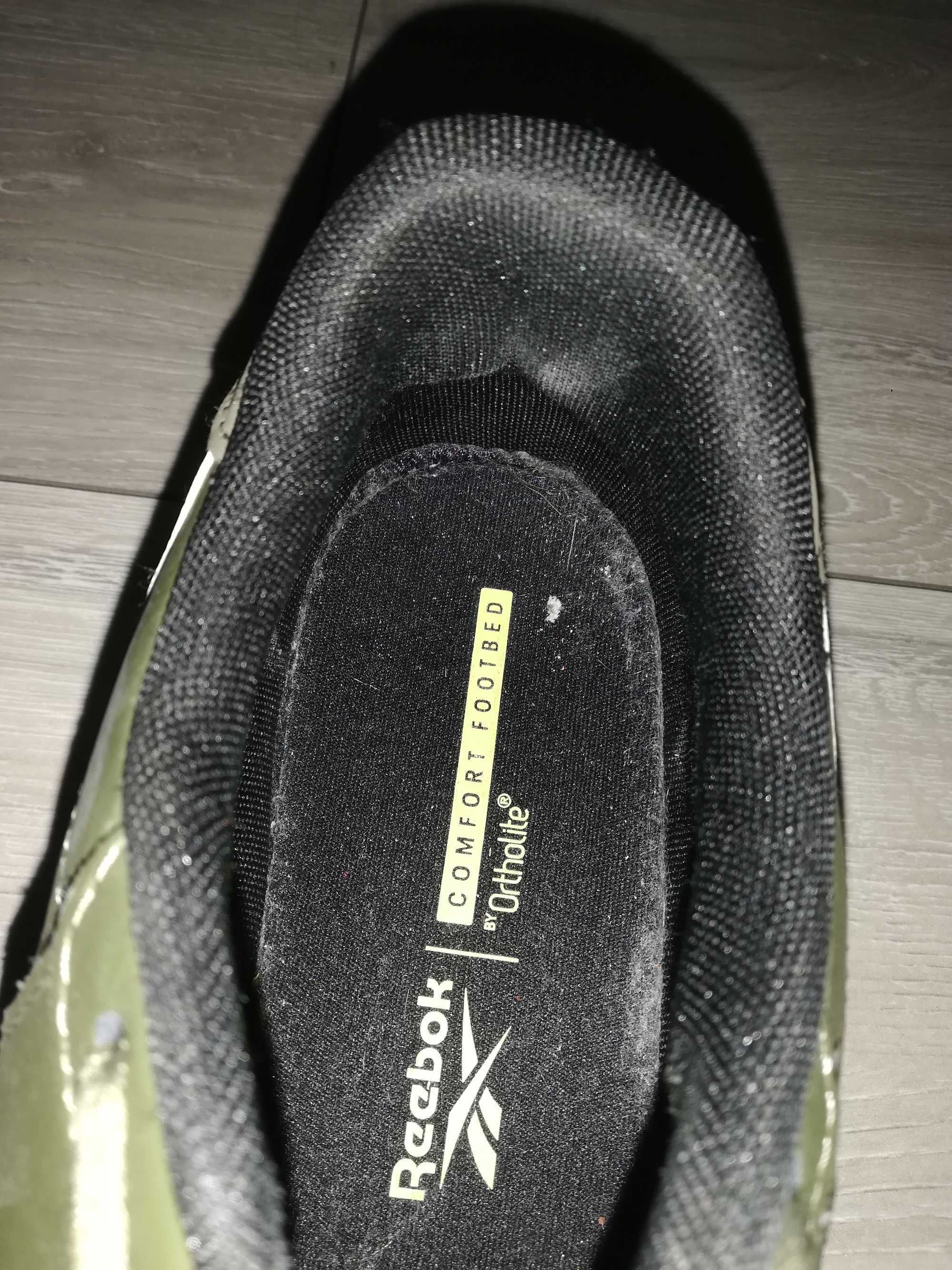 prawie nowe adidasy - Reebok ROYAL TECHQUE T, r. 42
