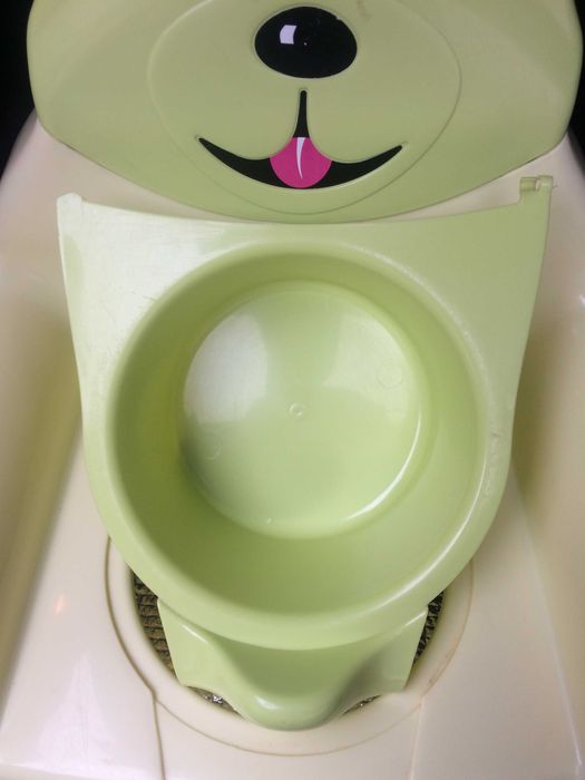 Penico, Pote para bebe e cadeira carro
