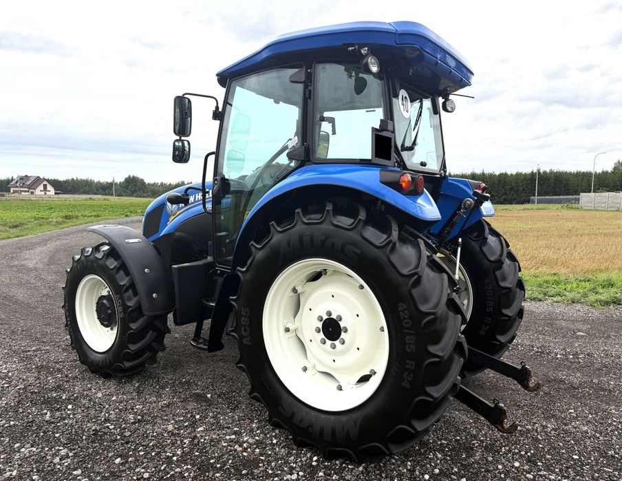 NEW HOLLAND TD 5.85 1057mtg 2021 rok Stan IDEALNY JakNOWY case farmall