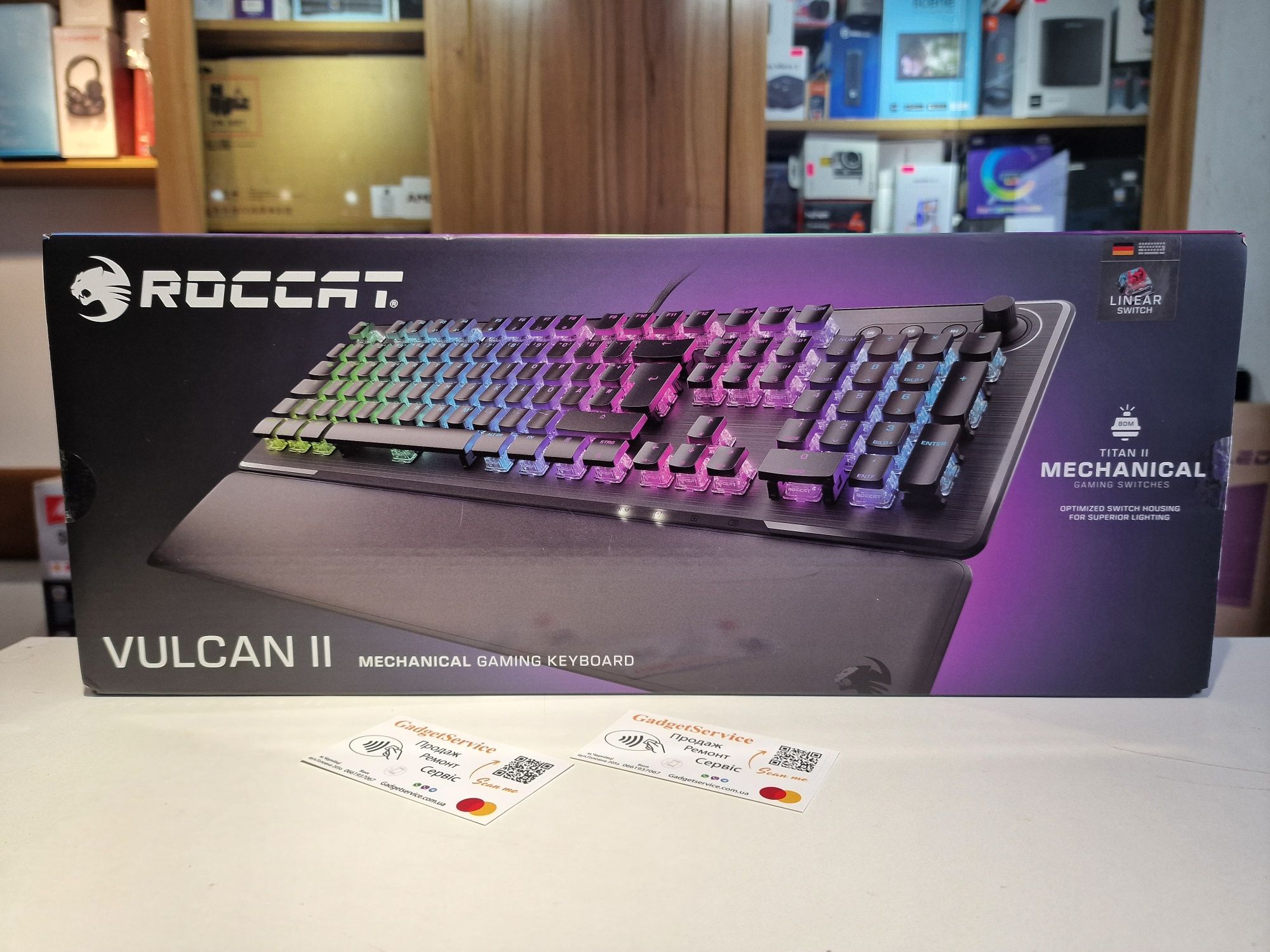 Ігрова механічна клавіатура Roccat Vulcan II червоний перемикач (ROC-1
