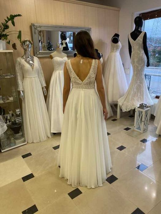 Suknia ślubna r. 38