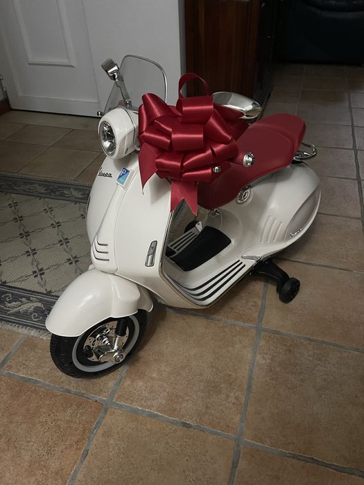 Mota eletrica criança