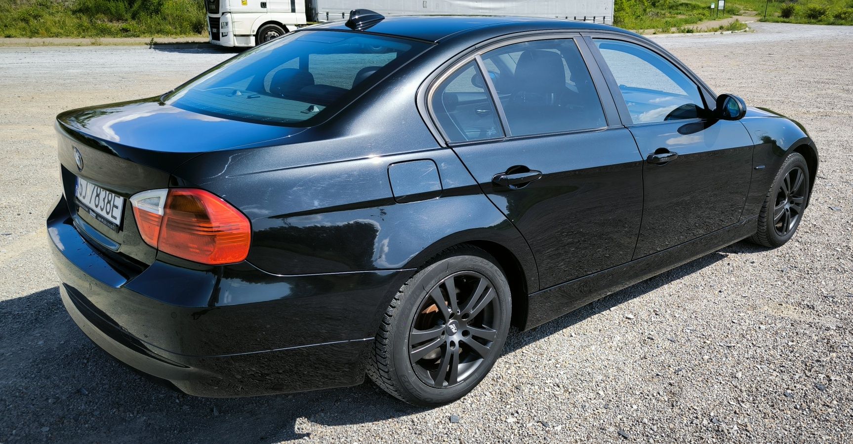 BMW 318 E90 czarna perła