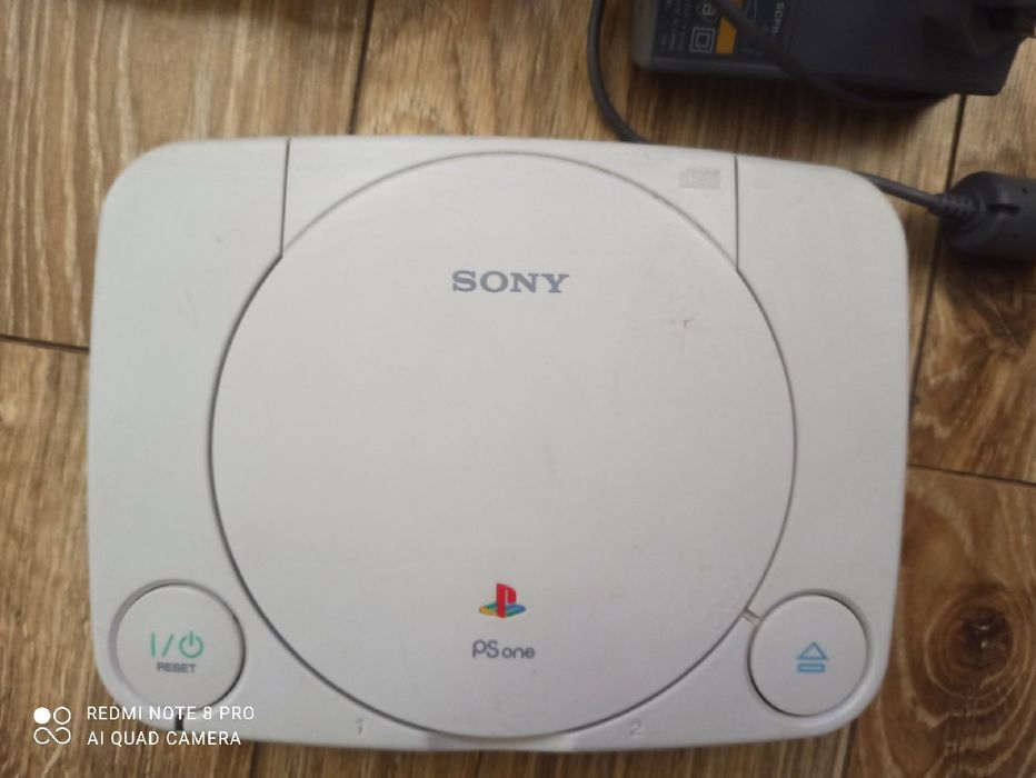 Konsola PlayStation SCP-102 PSone