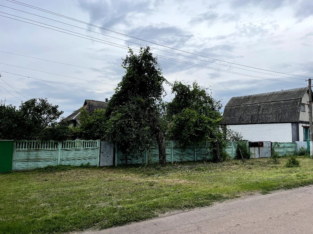 Земельна ділянка зі старим будинком Київська область