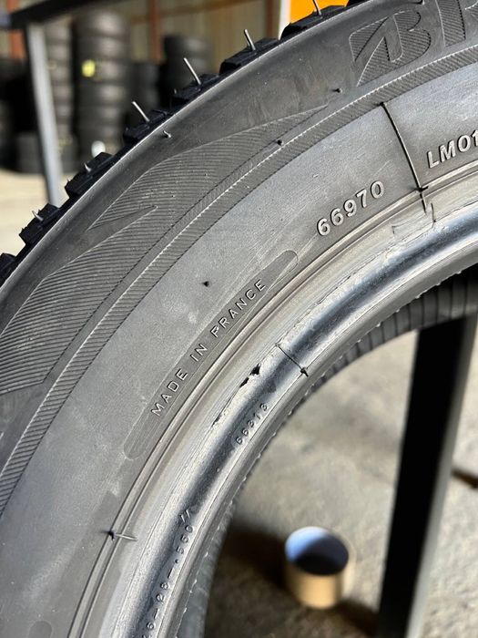 Шини 205/60 r16 96H Bridgestone Blizzak LM001 2020рік (325)