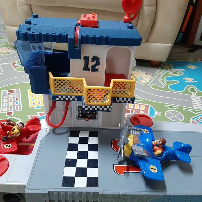 Porta Aviões Fisher-price