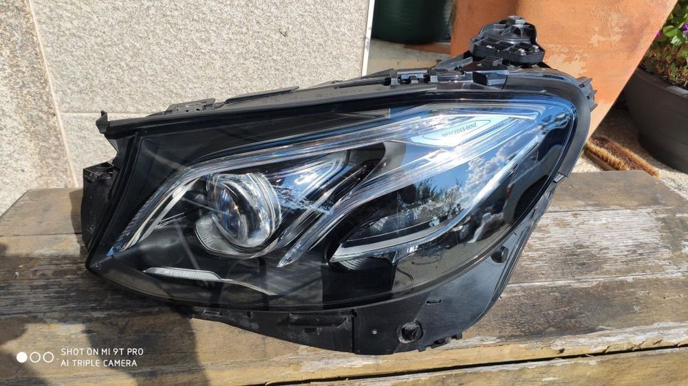 Farol esquerdo full led Mercedes w213 multibeam