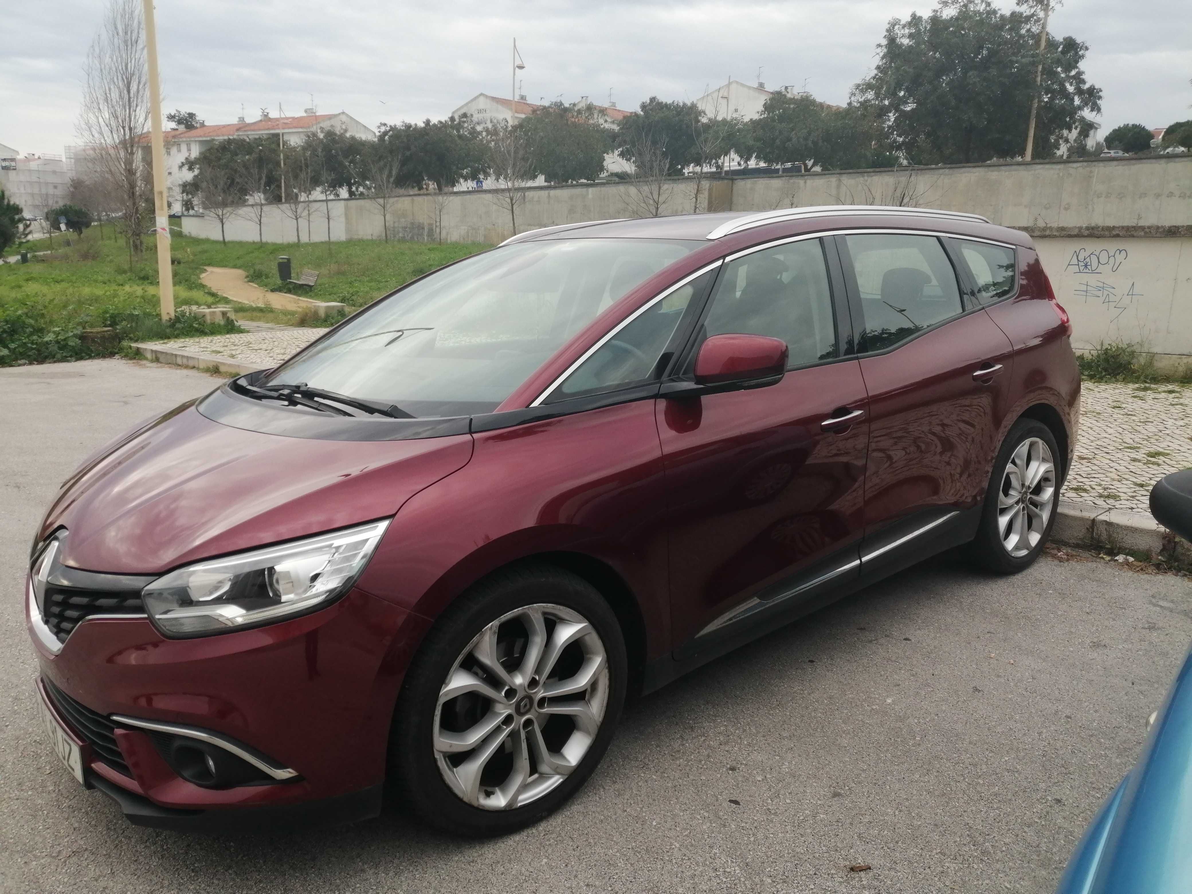 Carrinha pronta para viajar