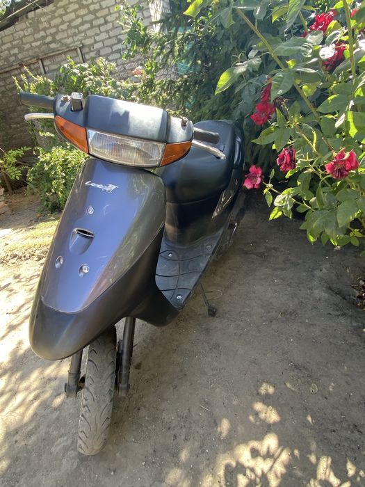 Продам мопед сузуки летс 2 олд (скутер)