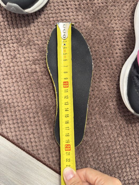 Кроссовки Adidas