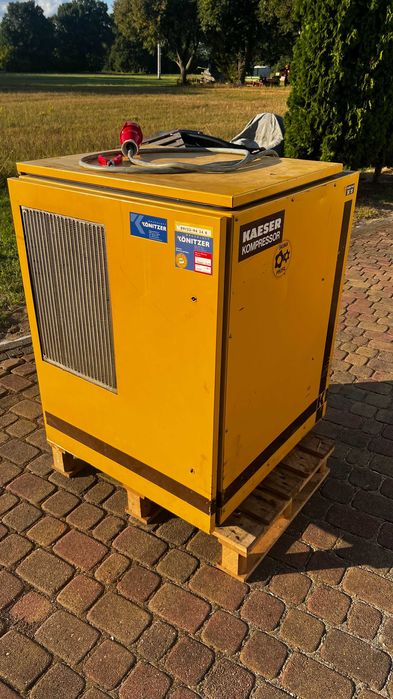 Kompresor śrubowy sprężarka Kaeser sk19