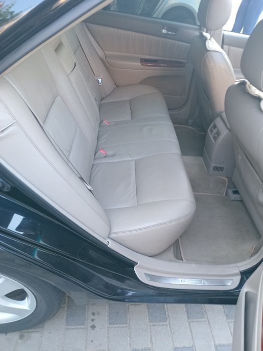 Продам camry 2.4