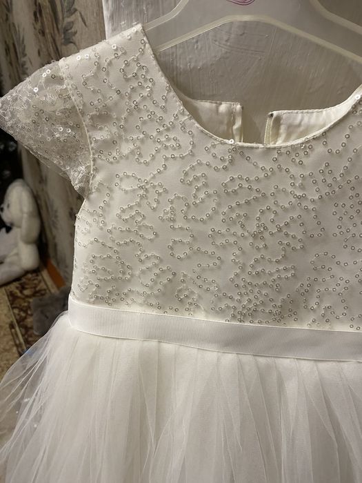 Сукня святкова, новорічна сукня, сніжинки