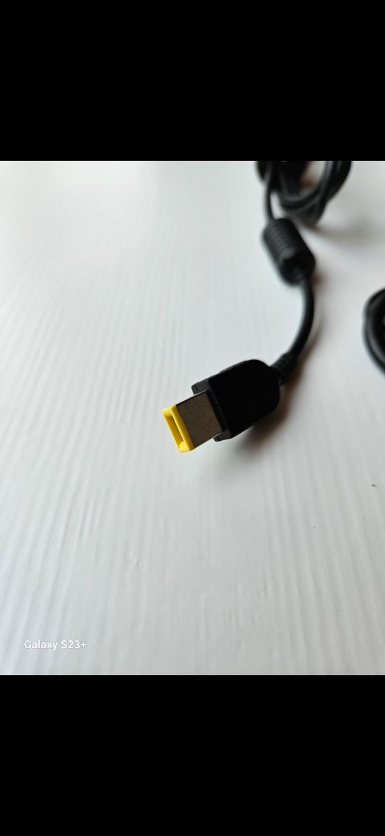 Zasilacz/ładowarka Lenovo 135W
