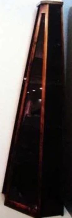 Cantoneira vitrine estante móvel de canto