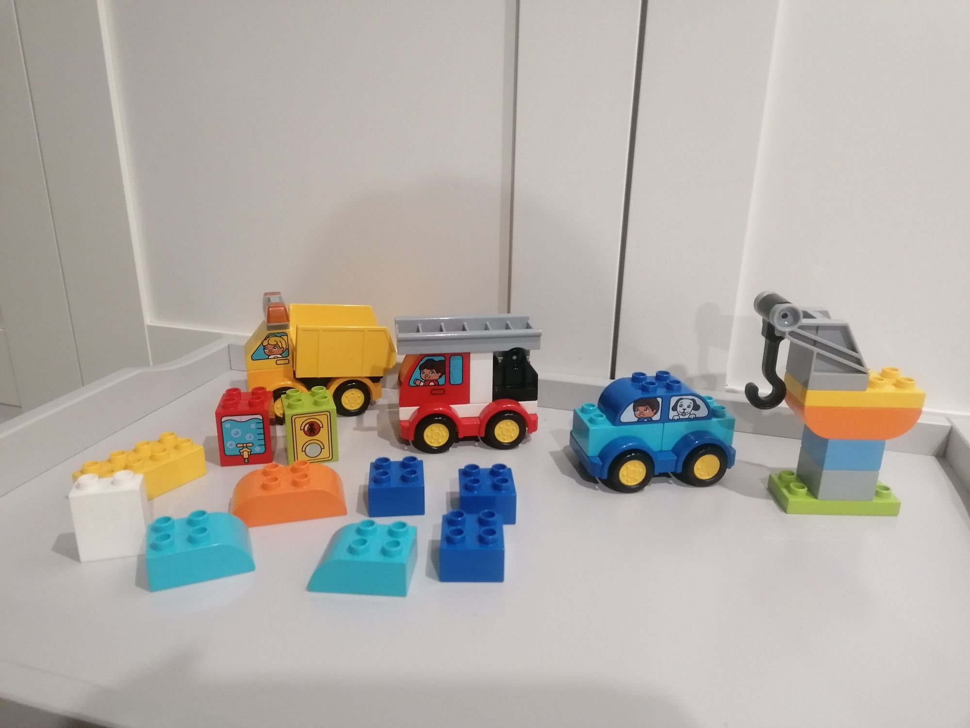 Lego duplo pierwsze autka