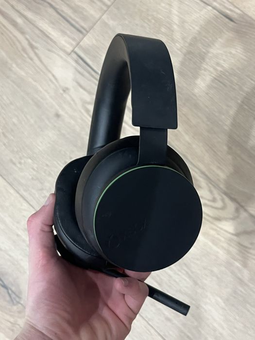 Okazja! Xbox series x + słuchawki i gra
