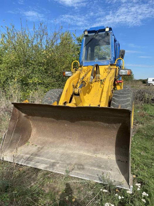 Продам погрузчик Harvester