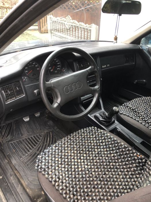 Ауді 80…………………..