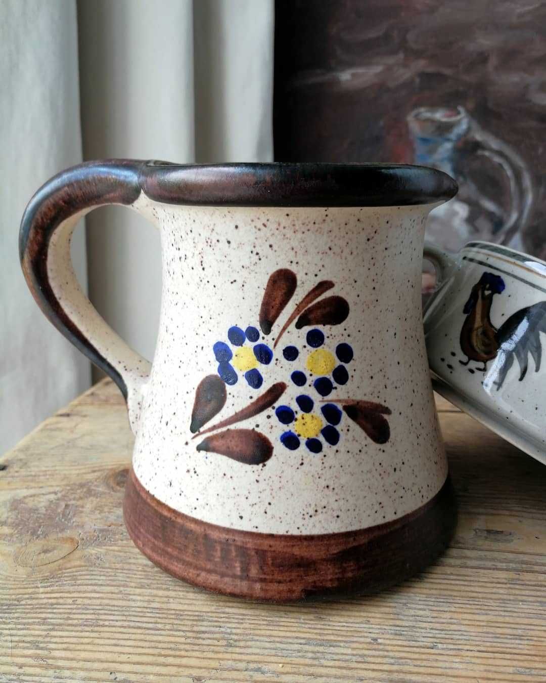 Ceramiczny wazon dzbanek vintage bulionówka koguciki retro