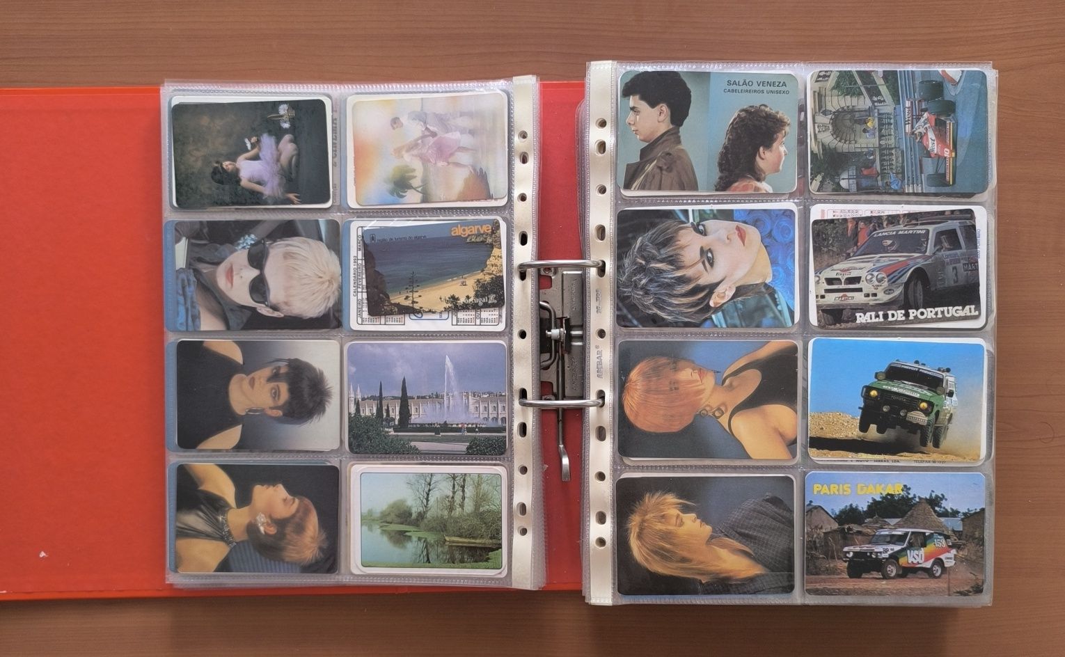Grande lote de Calendários de Bolso Anos 80

Dossier com 1440 calendár