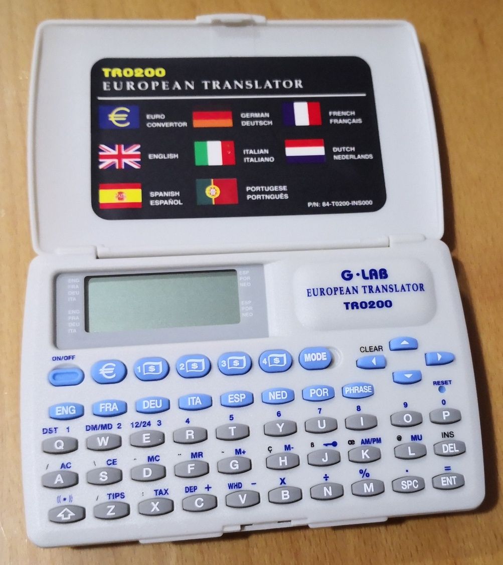 Tradutor de 7 línguas, calculadora etc.