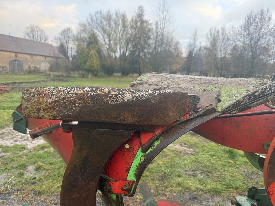 Pług Kverneland 4 obrotowy