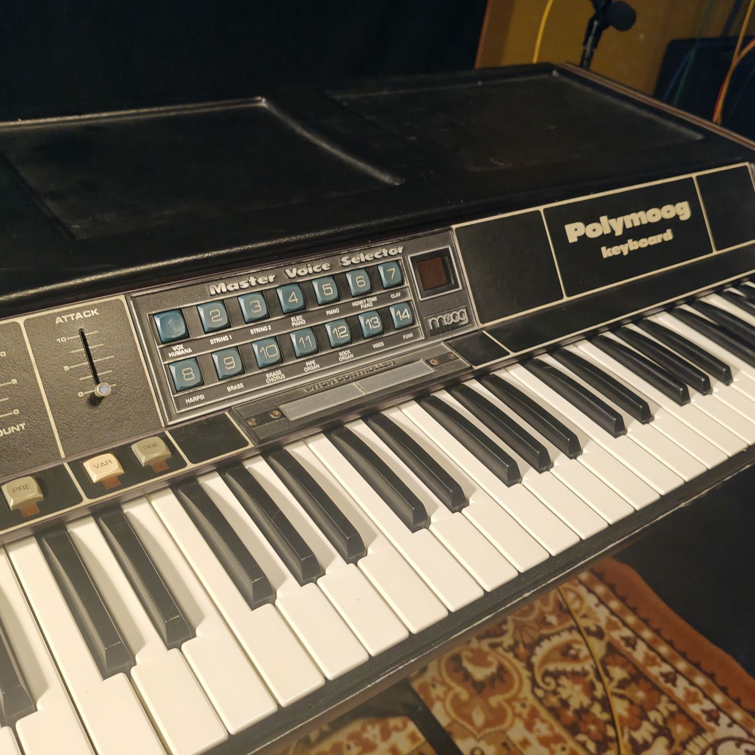 Moog Polymoog 280a