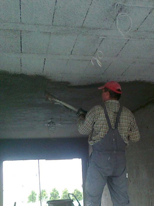 tynki maszynowe cementowo-wapienne tradycyjne