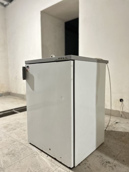 Морозильна камера privileg