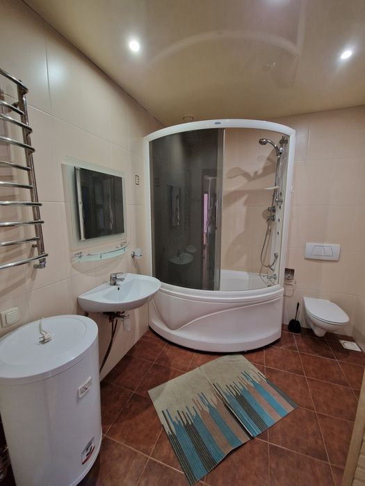 Продам: ванна кутова