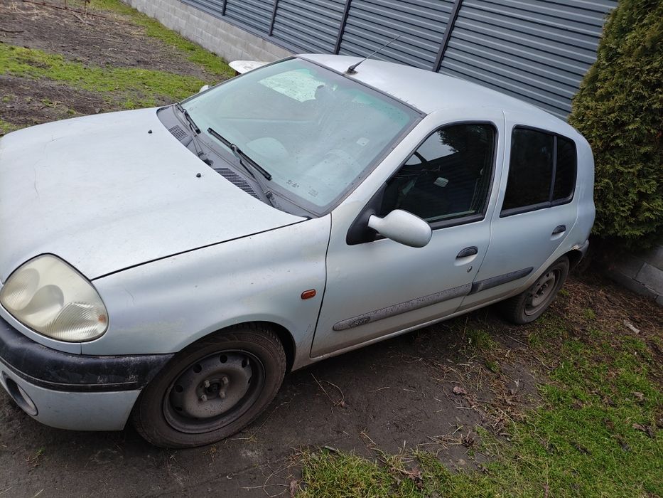 Рено кліо 2 на автоматі