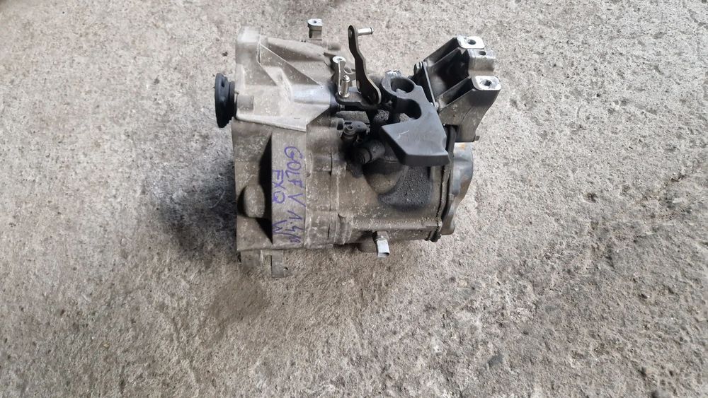 VOLKSWAGEN GOLF V 1.4 16V SKRZYNIA BIEGÓW FXQ