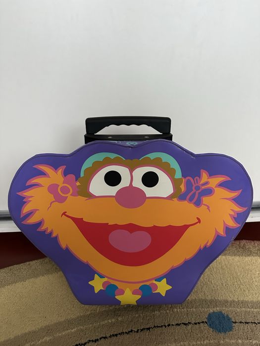 Дитяча валіза. Яскрава, весела, зручна!