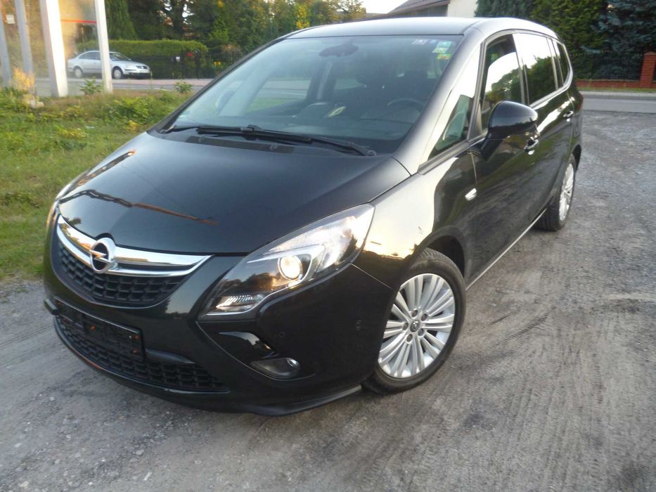 Opel Zafira C 1.4 turbo Navi,Kamera,alu,7osób 136tyś.km 100%orginał.